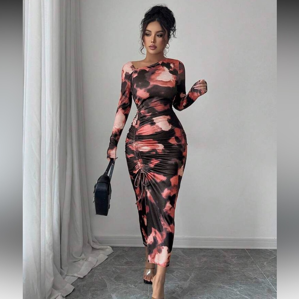 Sophisticated Satisfaction Cinched Midi Dress NEW 🏷️